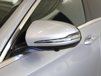 MERCEDES-BENZ E-CLASS - 7