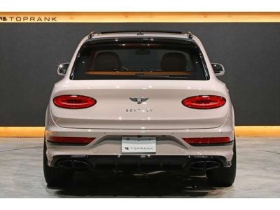 BENTLEY BENTAYGA - 8
