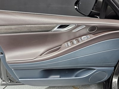 2025 Genesis G80 (RG3) thumbnail 14