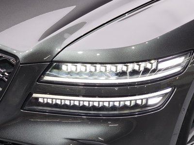 2025 Genesis G80 (RG3) photo 9
