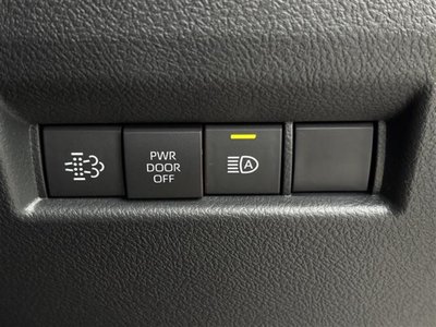 TOYOTA GRAND ACE - 9