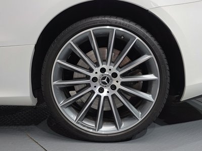 MERCEDES-BENZ E-CLASS - 9
