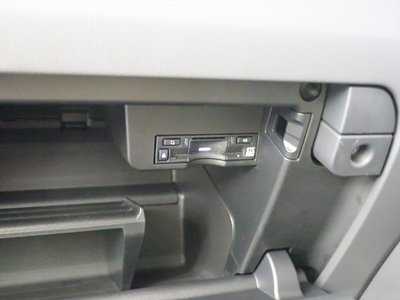 2025 Lexus GX thumbnail 24