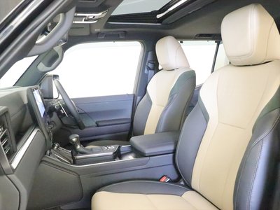 2025 Lexus GX thumbnail 20