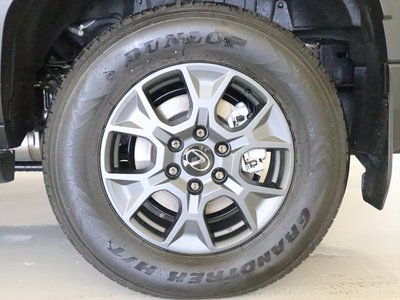 2025 Lexus GX thumbnail 33