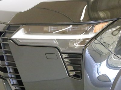 صورة 8 لـ 2025 Lexus GX