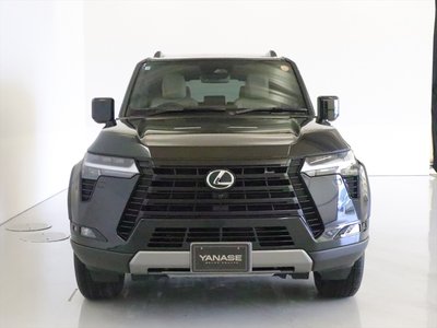 صورة 2 لـ 2025 Lexus GX