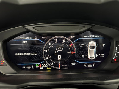 LAMBORGHINI URUS - 7