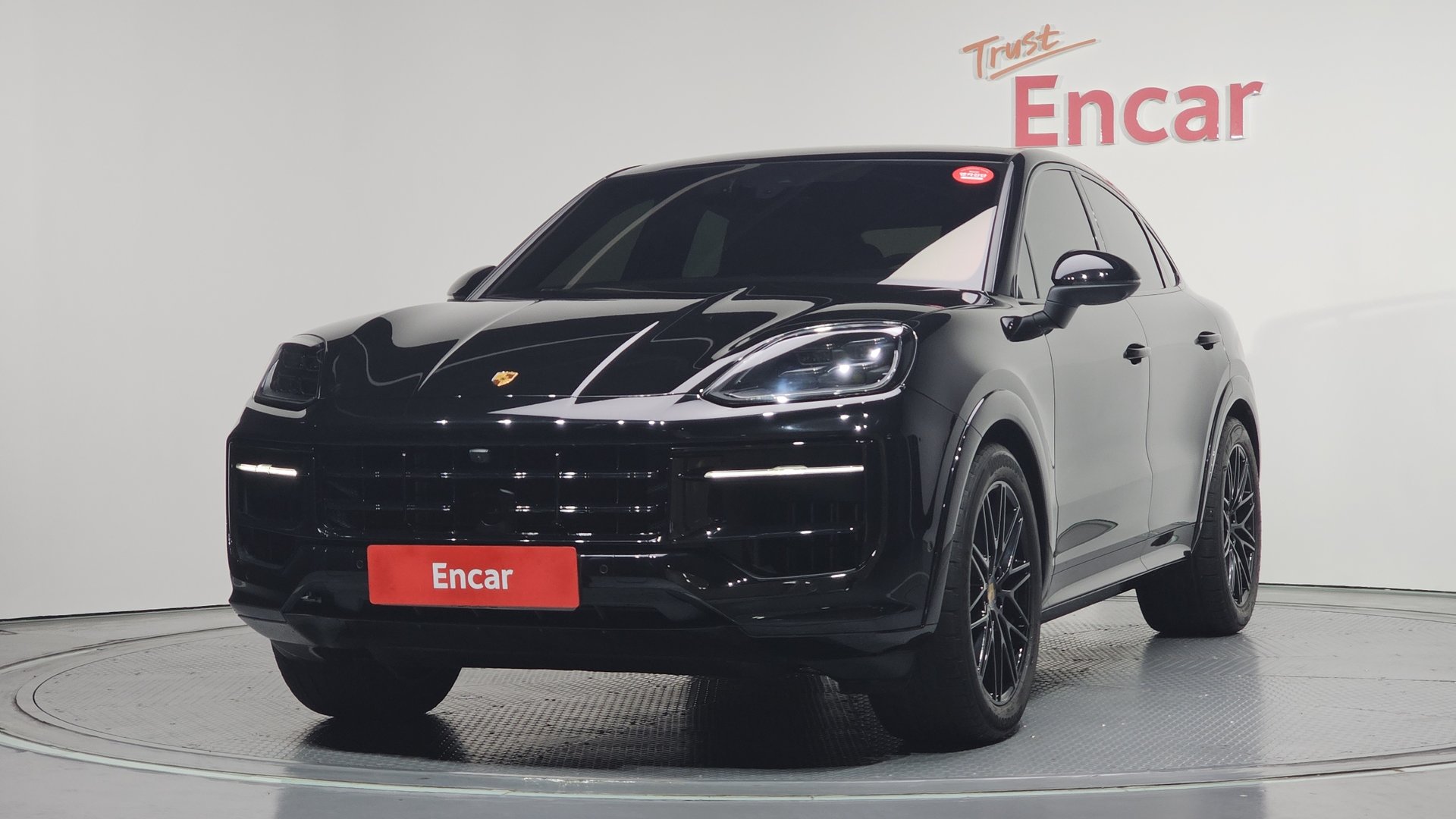 PORSCHE CAYENNE - View 1