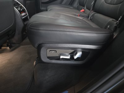 2026 BMW X5 thumbnail 12