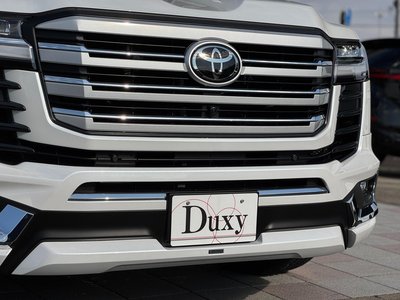 TOYOTA LAND CRUISER 300 - 9