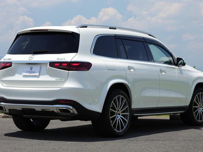 MERCEDES-BENZ GLS - 6