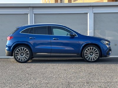 MERCEDES-BENZ GLA - 10