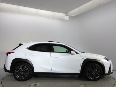 LEXUS UX - 4