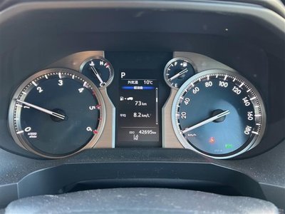 TOYOTA LAND CRUISER PRADO - 9