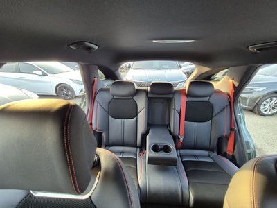 صورة 10 لـ 2021 Genesis GV70