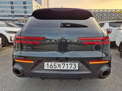 صورة 6 لـ 2021 Genesis GV70