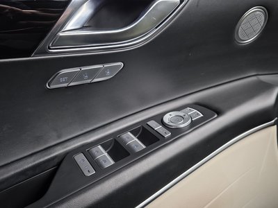 2020 Genesis GV80 thumbnail 18