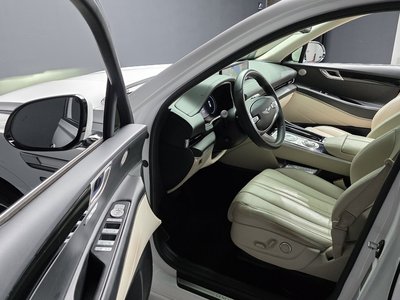2020 Genesis GV80 thumbnail 11