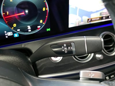 2020 Mercedes-BENZ E-CLASS 照片 9