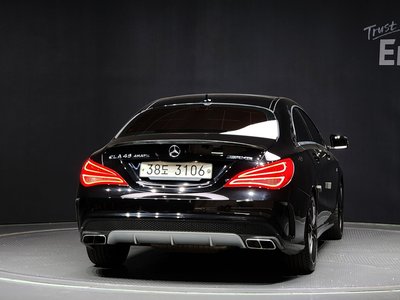 MERCEDES-BENZ CLA - 3