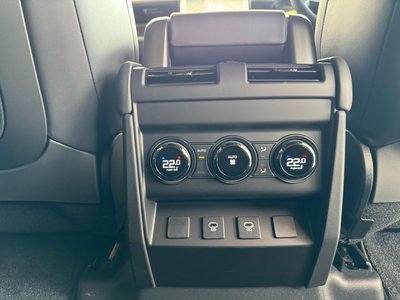 2025 LAND Rover DEFENDER — миниатюра 104
