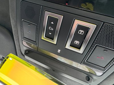 2025 LAND Rover DEFENDER — миниатюра 110