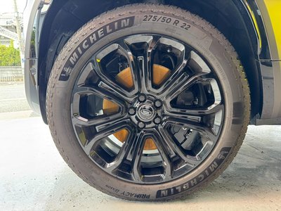 LAND ROVER DEFENDER - 8
