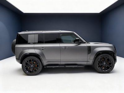 LAND ROVER DEFENDER - 7