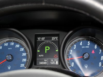 2014 Maserati GRANTURISMO thumbnail 23