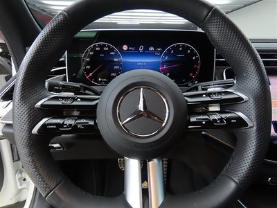 صورة 8 لـ 2025 Mercedes-BENZ E-CLASS