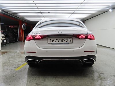 صورة 2 لـ 2025 Mercedes-BENZ E-CLASS