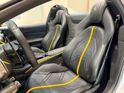 صورة 15 لـ 2022 Ferrari 812 GTS