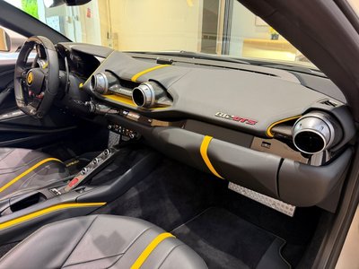 صورة 16 لـ 2022 Ferrari 812 GTS