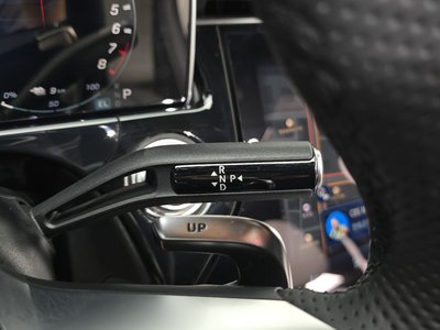 2025 Mercedes-BENZ E-CLASS 缩略图 12