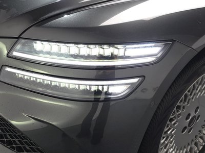 GENESIS G80 (RG3) - 9