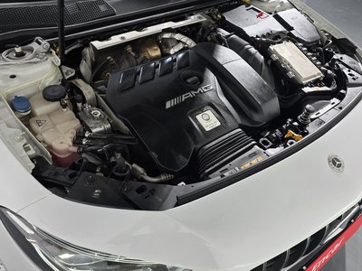 MERCEDES-BENZ CLA - 10