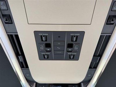 صورة مصغرة 50 لـ 2025 Toyota ALPHARD