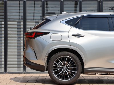 LEXUS NX - 7