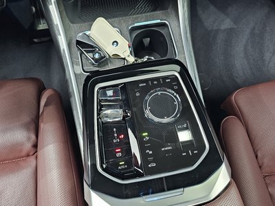 صورة مصغرة 12 لـ 2024 BMW 7 SERIES