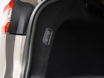 صورة مصغرة 22 لـ 2021 Maserati LEVANTE