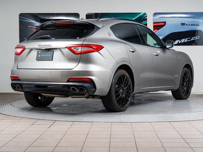 صورة 5 لـ 2021 Maserati LEVANTE