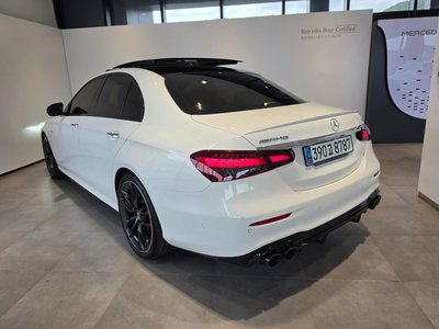 MERCEDES-BENZ E-CLASS - 3