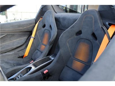 2022 MCLAREN MCLAREN 765LT — фото 3