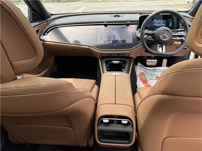 MERCEDES-BENZ E-CLASS - 3