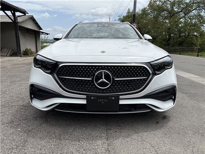 MERCEDES-BENZ E-CLASS - 4