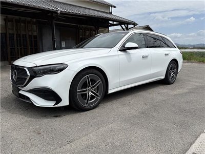 MERCEDES-BENZ E-CLASS - 1