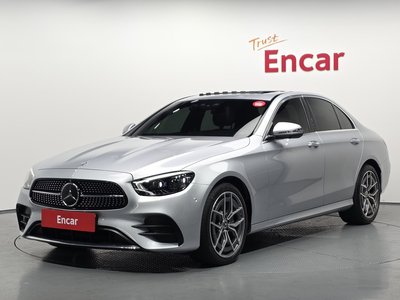 MERCEDES-BENZ E-CLASS - 1