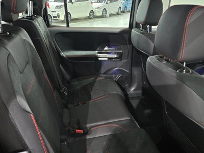 صورة مصغرة 20 لـ 2025 Mercedes-BENZ GLB