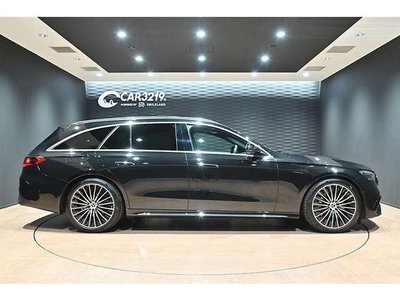 MERCEDES-BENZ E-CLASS - 10